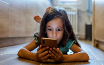 Ребенок в соцсетях. 4 правила безопасности